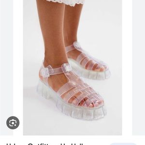 NEW Urban Outfitters Halle Fisherman Sandals Sz 6